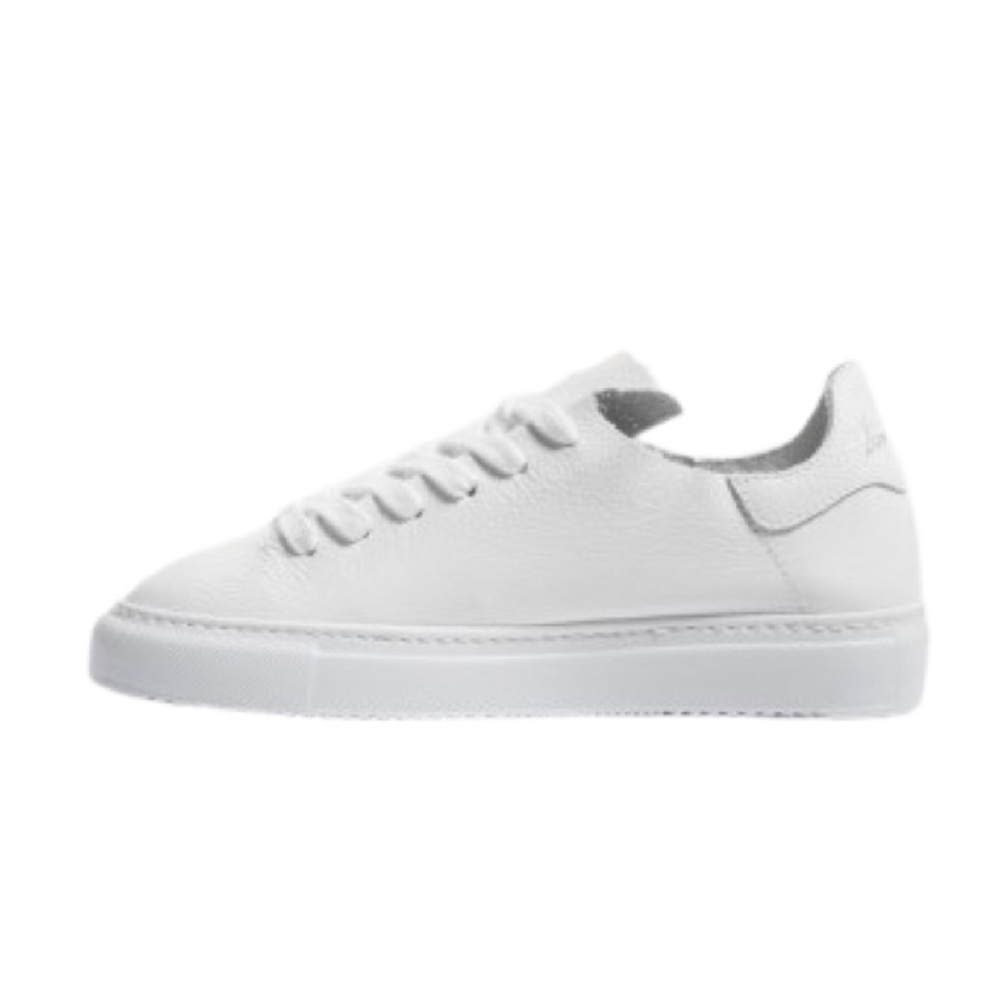 Sam Edelman Women’s Poppy Lace up soft leather sneaker in size 9M US